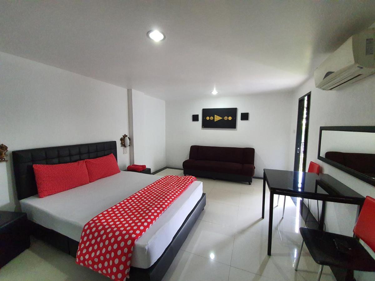 @Room Apartment Бангкок Экстерьер фото