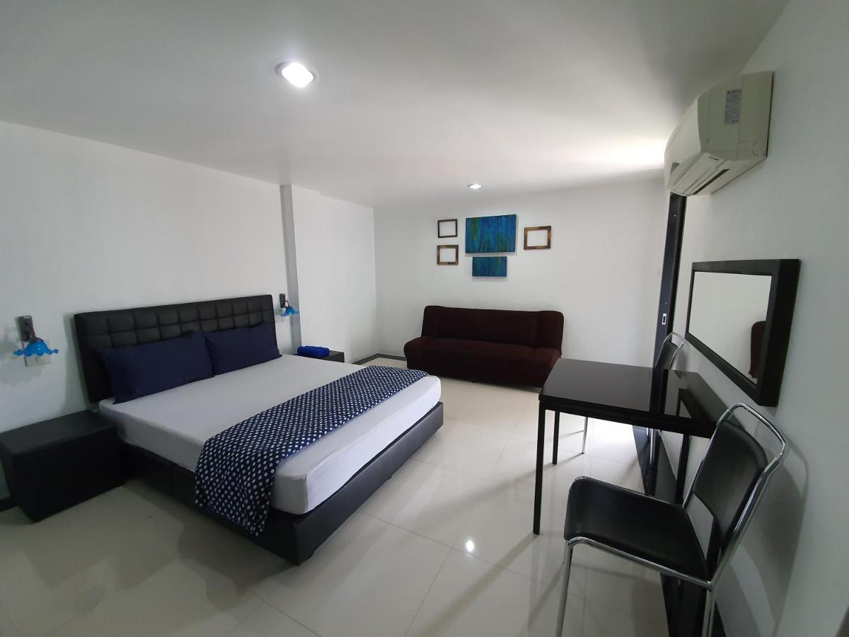 @Room Apartment Бангкок Экстерьер фото